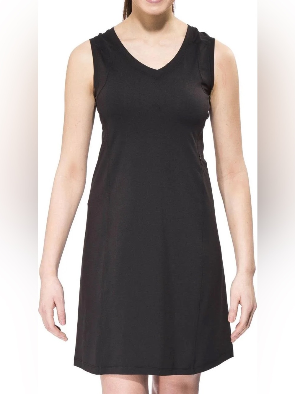 Arc’teryx black sleeveless Soltera mini athletic dress 💜